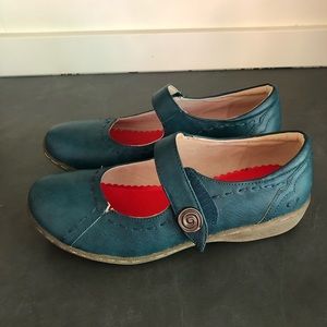 heavenly feet mary jane shoes